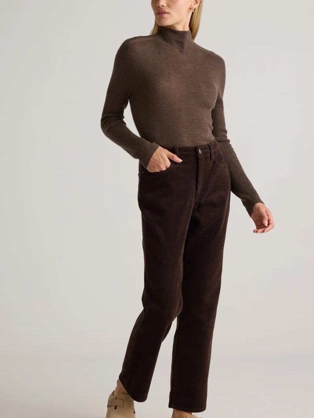 Quince Organic Straight-Leg Stretch Corduroy Jeans in Dark Brown